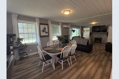 422 Peltoma Avenue, Pittsfield, ME 04967 - Photo 6