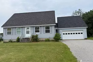 14 Darcy Dr, Lewiston, ME 04240 - Photo 1