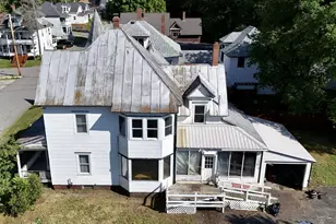 9 Otis St, Livermore Falls, ME 04254 - Photo 4