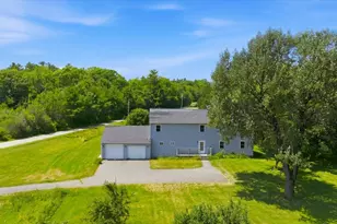 1121 River Ave, Gardiner, ME 04345 - Photo 2