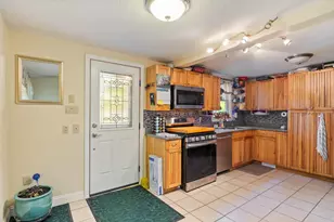 21 Cross St, Kittery, ME 03904 - Photo 6
