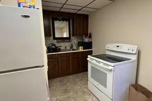 11 Winter St, Waterville, ME 04901 - Photo 8