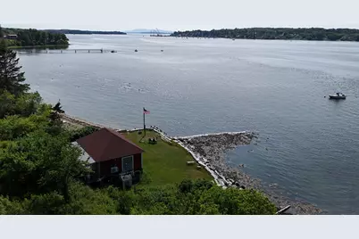 193 S Wharf Road, Brooksville, ME 04617 - Photo 14