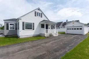 90 19th Ave, Madawaska, ME 04756 - Photo 2