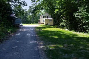 42 Fourth St, Mexico, ME 04257 - Photo 4