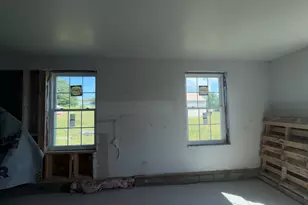 118 Square Rd, Palmyra, ME 04965 - Photo 10