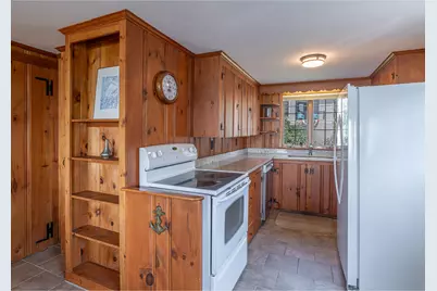 669 Kings Highway, Kennebunkport, ME 04046 - Photo 10