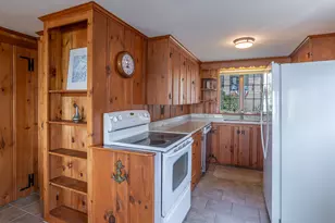 669 Kings Hwy, Kennebunkport, ME 04046 - Photo 10