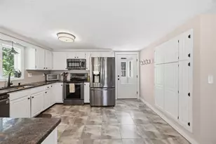 208 Cranberry Meadow Rd, Berwick, ME 03901 - Photo 10