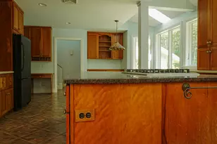 18 Channel View Rd, Cape Elizabeth, ME 04107 - Photo 18