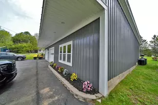 23 Mill St, Houlton, ME 04730 - Photo 10