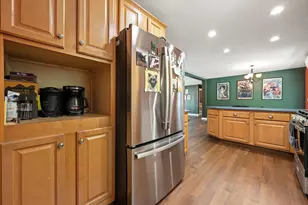 98 Poplar Rd, Glenburn, ME 04401 - Photo 10