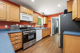 98 Poplar Rd, Glenburn, ME 04401 - Photo 8