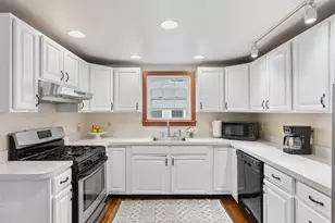 137 Island Ave, Long Island, ME 04050 - Photo 16