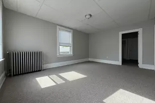 16 Howe St, Lewiston, ME 04240 - Photo 36