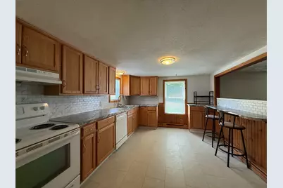 60 Stillman Street, Lewiston, ME 04240 - Photo 2