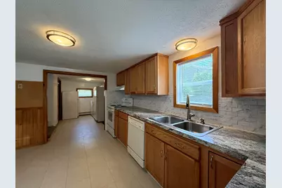 60 Stillman Street, Lewiston, ME 04240 - Photo 4