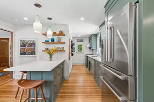 35 Longfellow Ave, Brunswick, ME 04011 - Photo 10