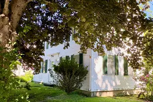 226 Elm St, Damariscotta, ME 04543 - Photo 4