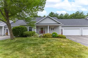 19 Mackworth Ln, Cumberland, ME 04110 - Photo 1