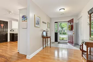 19 Mackworth Ln, Cumberland, ME 04110 - Photo 2