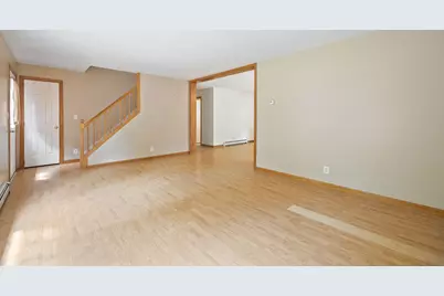 39 Jades Way, Bowdoinham, ME 04008 - Photo 10