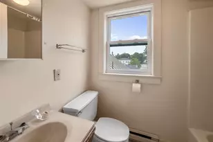 28 Pleasant St, Waldoboro, ME 04572 - Photo 34
