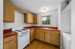 28 Pleasant St, Waldoboro, ME 04572 - Photo 26