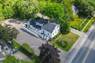75 Elm St, Camden, ME 04843 - Photo 16