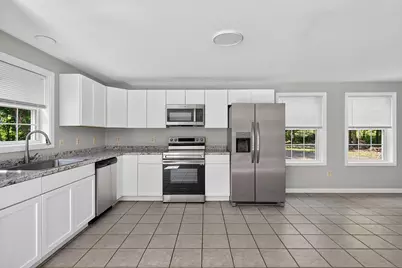 25 Matthews Avenue, Vassalboro, ME 04989 - Photo 6