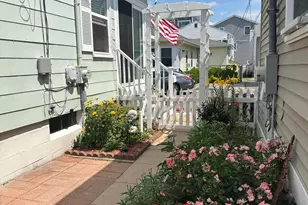 7 Roussin St, Old Orchard Beach, ME 04064 - Photo 4
