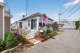 7 Roussin St, Old Orchard Beach, ME 04064 - Photo 28