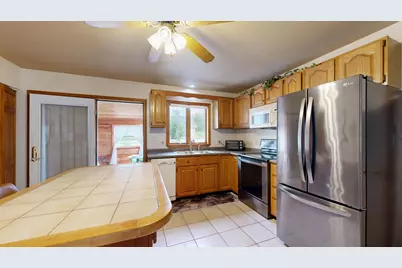 25 Jans Boulevard, Lewiston, ME 04240 - Photo 10