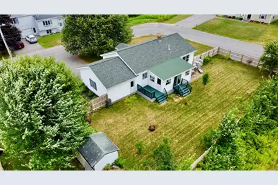 25 Jans Boulevard, Lewiston, ME 04240 - Photo 4