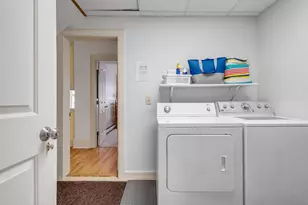 19 Mountain St, Camden, ME 04843 - Photo 52