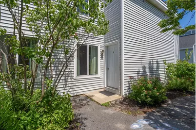 18 Ocean Street #82, South Portland, ME 04106 - Photo 8