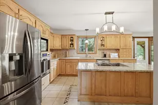897 Main St, Wayne, ME 04284 - Photo 8