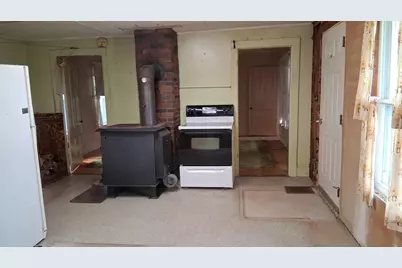 380 Clinton Avenue, Winslow, ME 04901 - Photo 10