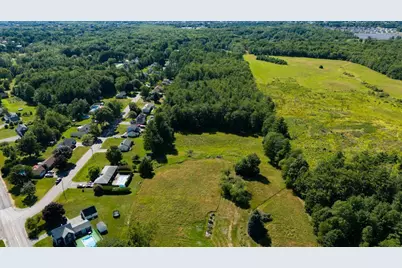 380 Clinton Avenue, Winslow, ME 04901 - Photo 8