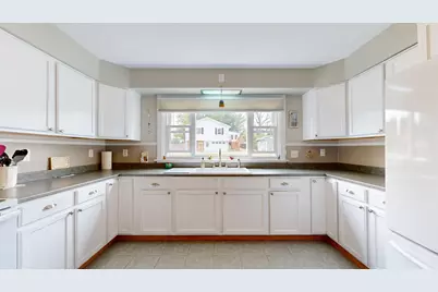 380 East Avenue, Lewiston, ME 04240 - Photo 16