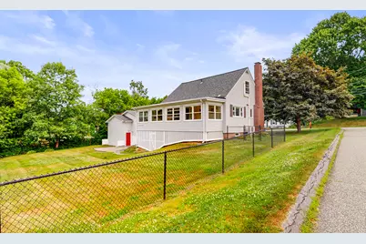 380 East Avenue, Lewiston, ME 04240 - Photo 2