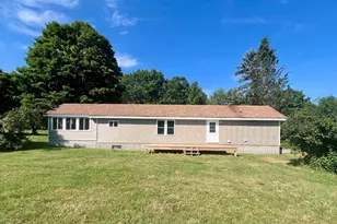 34 Cricket Ln, Sebago, ME 04029 - Photo 4