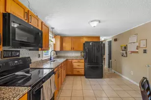96 Sunset Ave, Wilton, ME 04294 - Photo 6