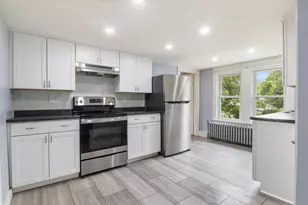 51 9th St, Auburn, ME 04210 - Photo 6