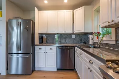 9 Oak Street, Camden, ME 04843 - Photo 22