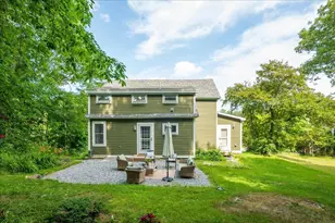 9 Oak St, Camden, ME 04843 - Photo 1