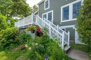 9 Oak St, Camden, ME 04843 - Photo 8