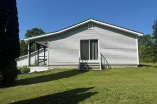486 Lower Detroit Rd, Plymouth, ME 04969 - Photo 4