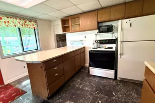 69 Liberty St, Dexter, ME 04930 - Photo 16