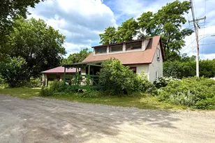 69 Liberty St, Dexter, ME 04930 - Photo 6